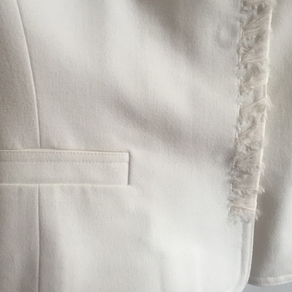 Etcetera by Carlisle Cream Blazer - Picture 4 of 4